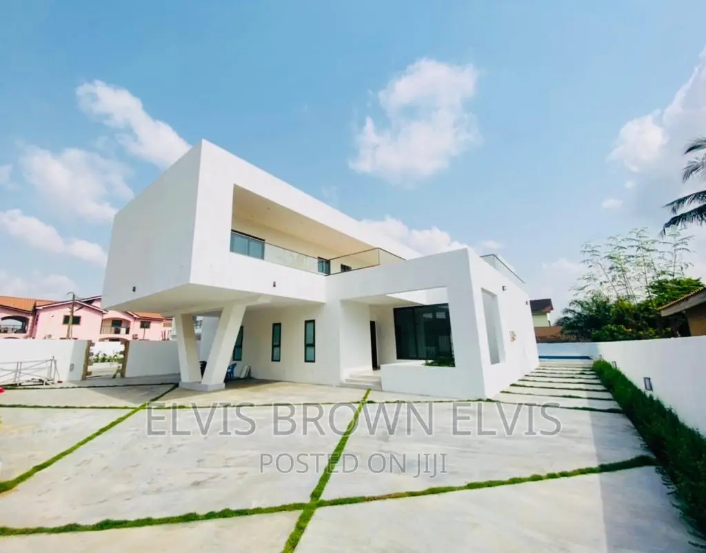 6bdrm Mansion in East Legon American for sale