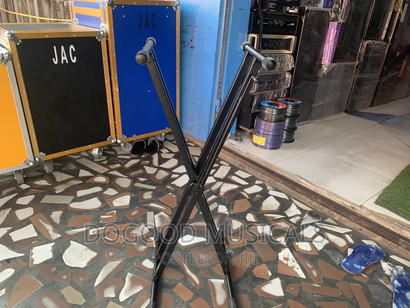 Jac Keyboard Stand