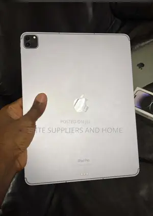Apple iPad Pro 12.9 (2022) 256 GB