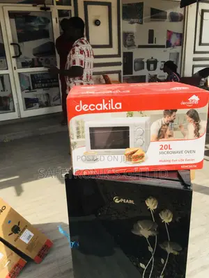 Electric 20 Liters Countertop White Decakila Microwave