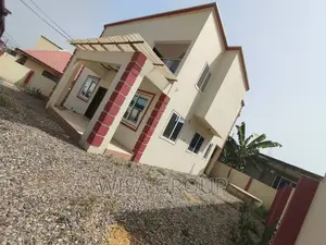 3bdrm Duplex in Wisa Groups, Accra Metropolitan for sale