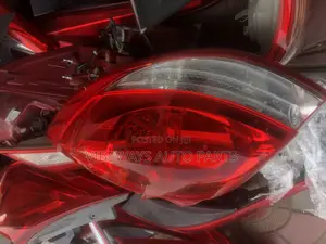 Hyundai Veloster 2014 Taillight Used