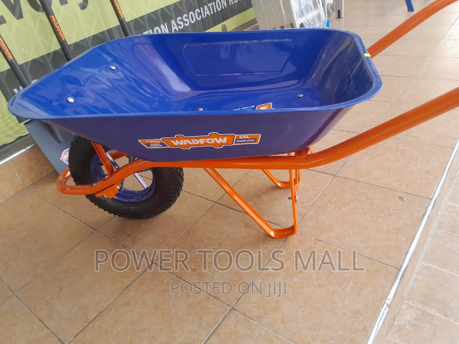 Wheel Barrow Wadfow
