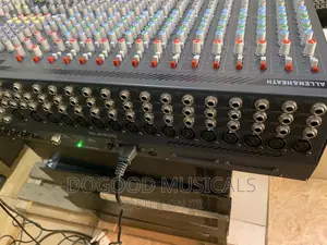 Allen Heath Gl2400 24channel Mixer