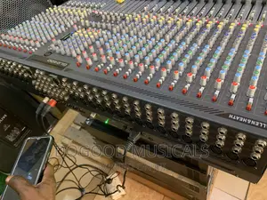 Allen Heath Gl2400 24channel Mixer