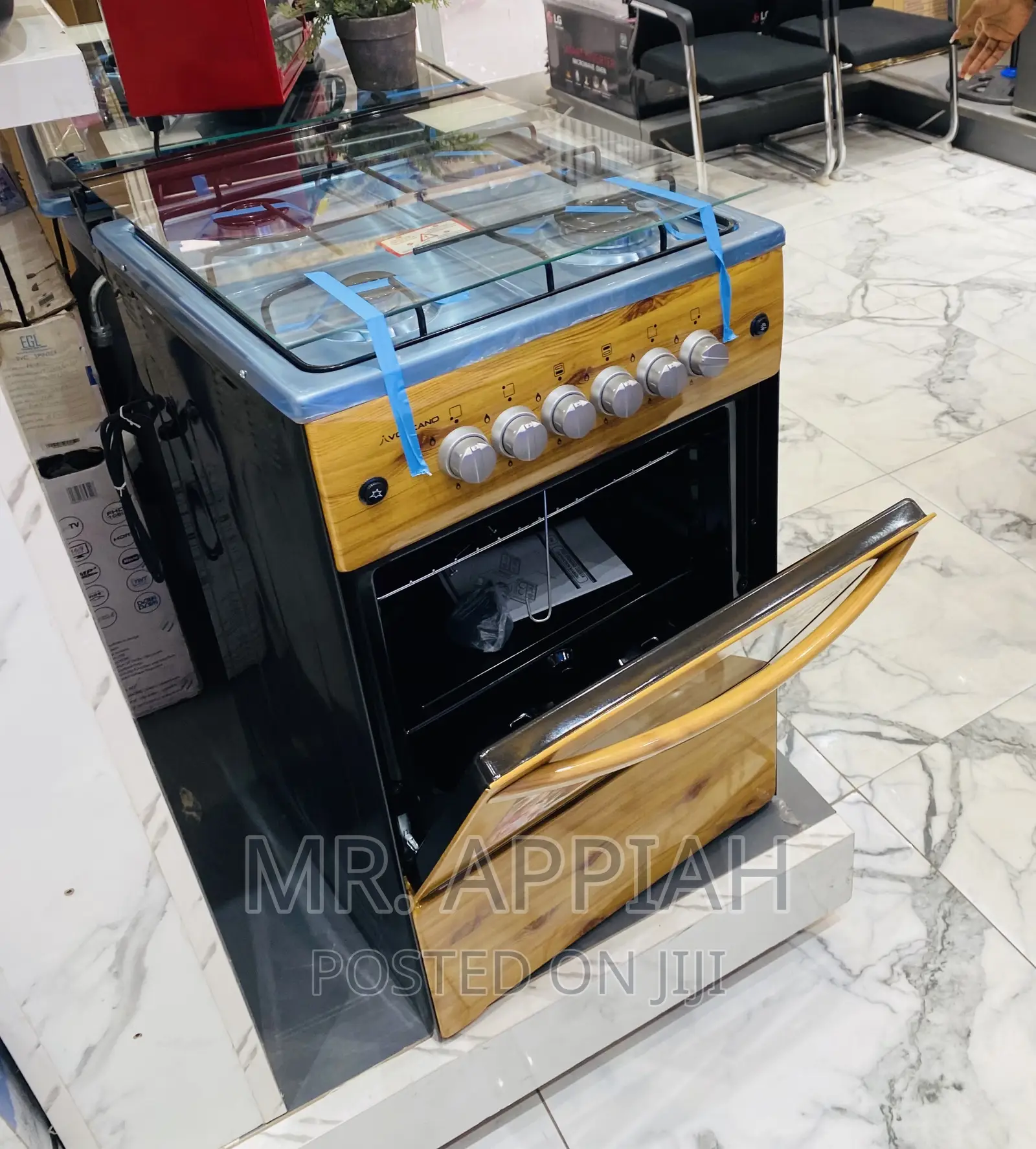 Affordable Volcano 4 Gas Burner + Oven(Wooden)+ Glass Lid.
