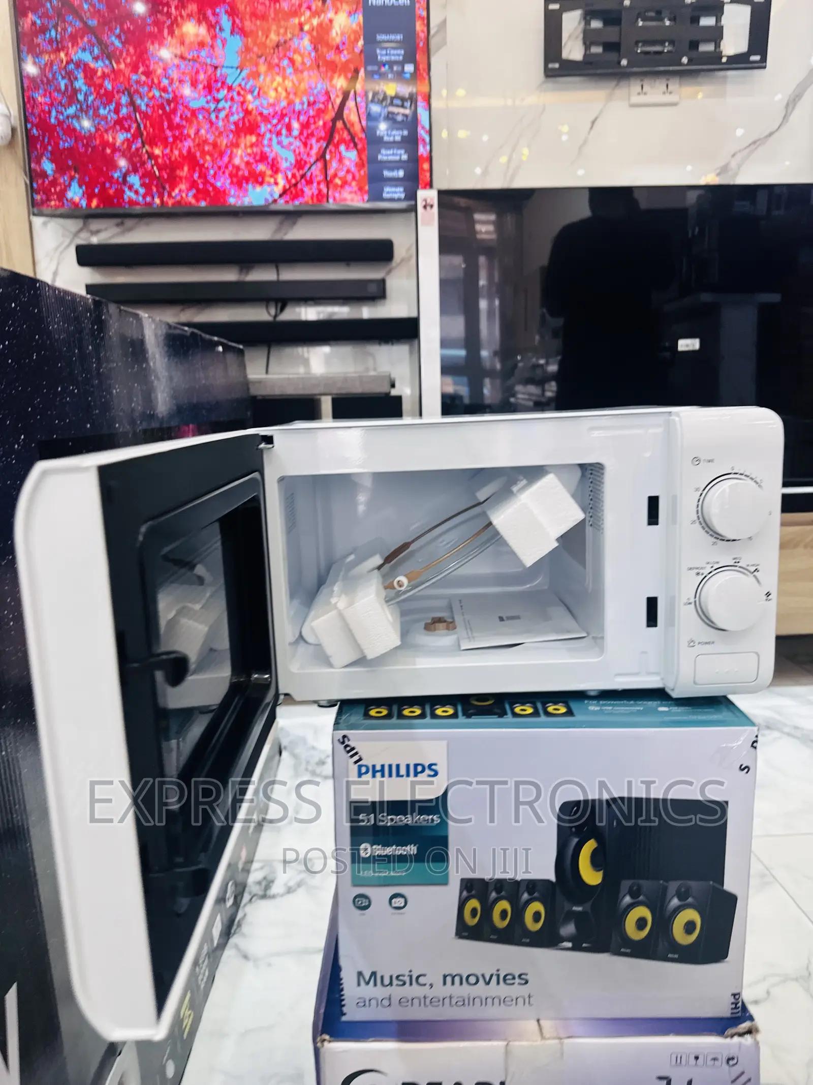 Lovely  Decakila Microwave Oven