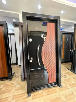 Quality Luxury Security Door, With Accessories.