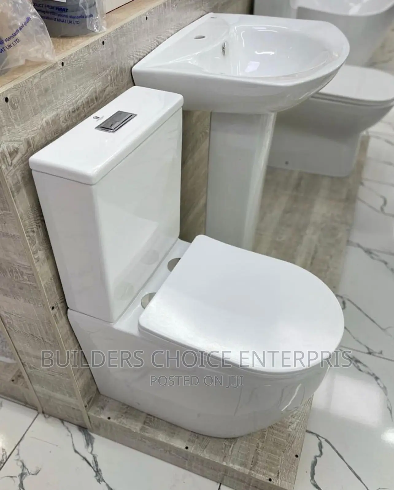 Water Closet -With Basin 758