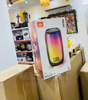 Lovely Design JBL Pulse 5 Bluetooth Portable Speaker.