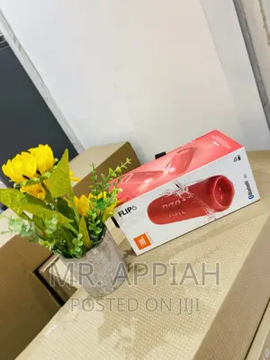 Brand New JBL Flip 6 Portable Bluetooth Speaker(Red).