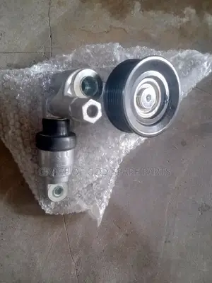 Honda CR-V and Civic 2016 Tensioner Belt Adjustor Original