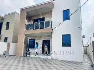 3bdrm Duplex in Botwe School for sale