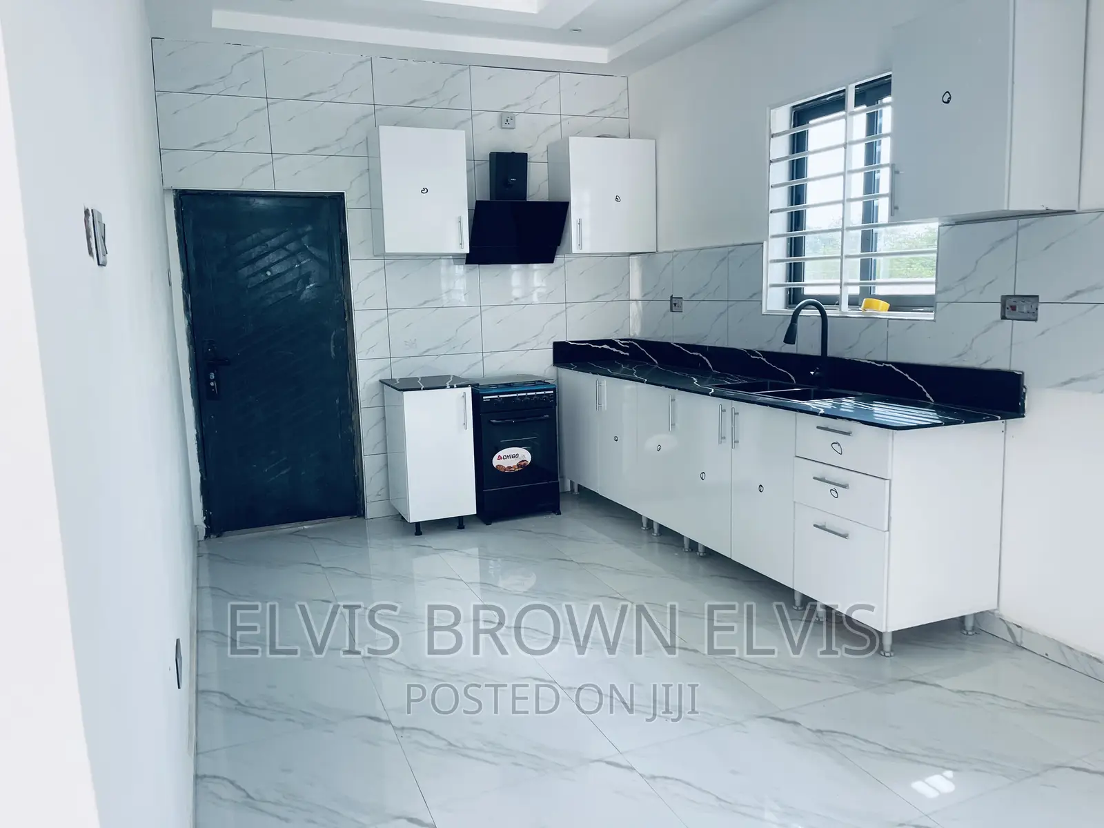 3bdrm Duplex in Botwe School for sale