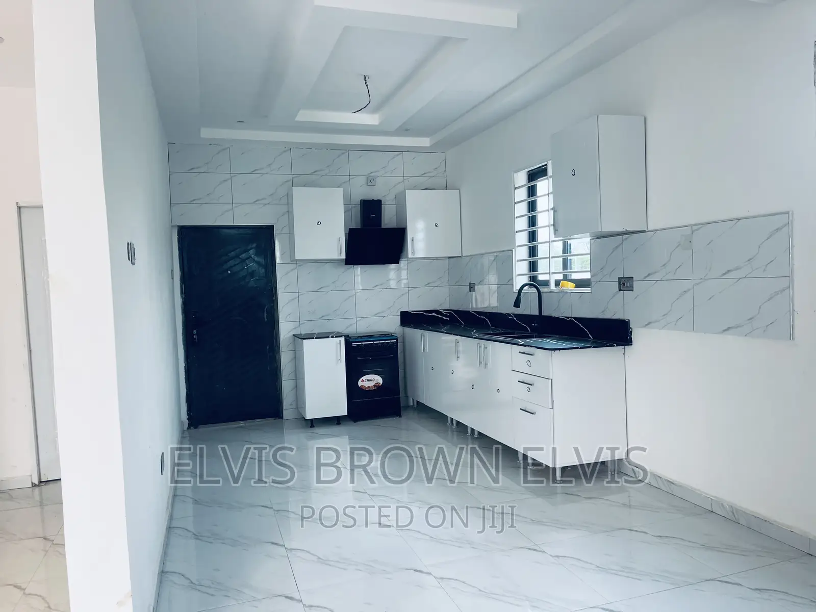3bdrm Duplex in Botwe School for sale