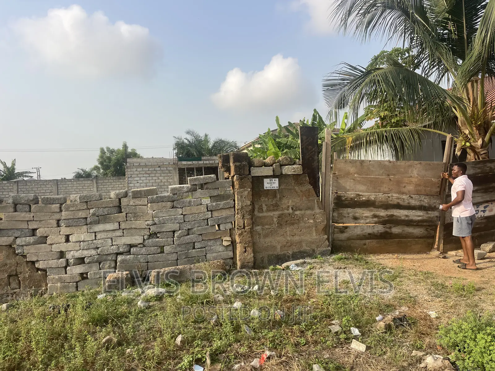 100 by 100 Plot of Land for Sale at Botwe Litelroses