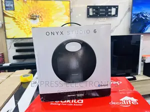 Grab Your Favorite  Bluetooth Speaker Onyx 6