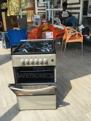 Gray Ferre 4 Gas Burner Oven With Grill 50x55 Glass Lid