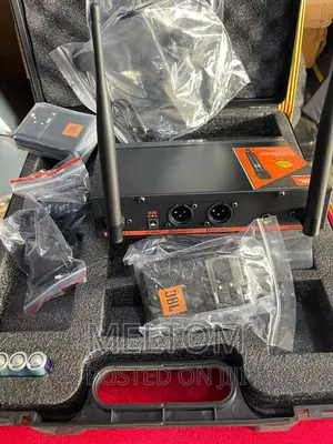 JBL Urx9900 4in1 Cordless Microphone (2lapels 2head Mics)