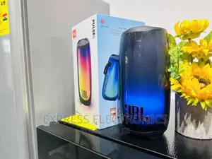 Neatly Sealed Pulse 5 Bluetooth Speaker 