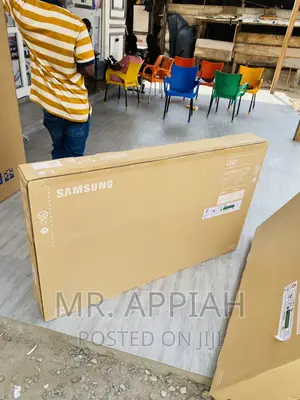 Sleek Design Samsung(55cu7172)Black 55” Crystal Smart Tv.