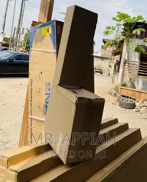 Sleek Design Samsung HW-Q930 Bluetooth Sound Bar System.