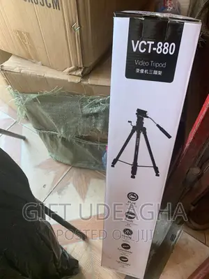 Yunteng VCT 880 Tripod