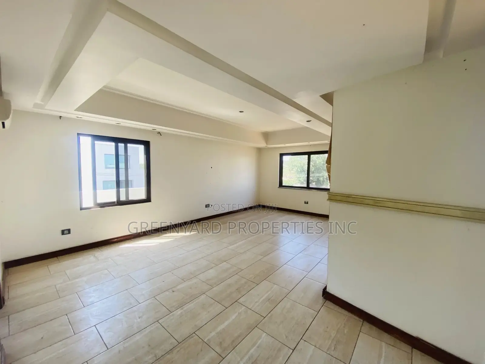 4bdrm Townhouse / Terrace in East Legon for rent