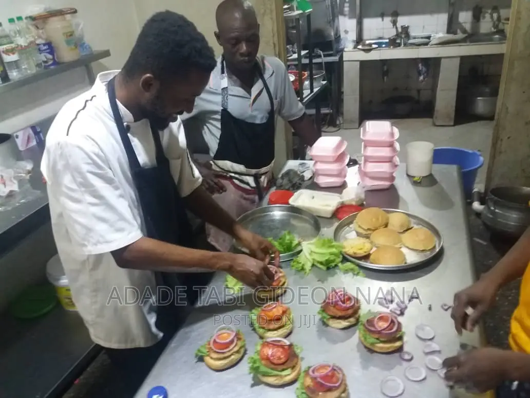 Am a Professional Chef Adade and Am 31years I Love Cooking