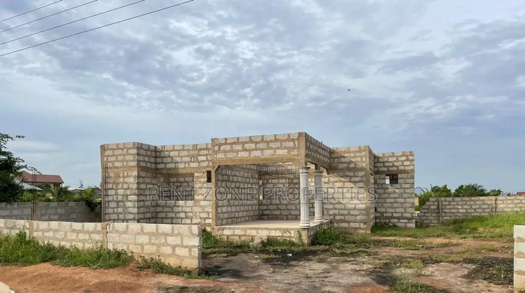 Title Land With Uncompleted 4 Bedrooms for Sale