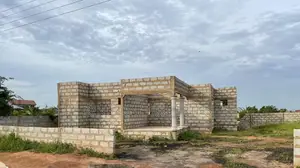 Title Land With Uncompleted 4 Bedrooms for Sale