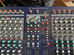 Soundcraft Lx9 32channel Live Audio Mixer