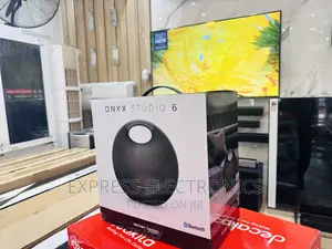 Black Onyx 6 Bluetooth Speaker 