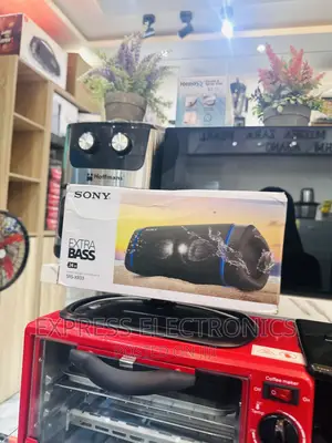 Durable Build Bluetooth Speaker Sony SRS-Xb33—