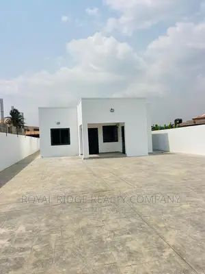 3bdrm House in Spintex Sakumono, Accra Metropolitan for sale