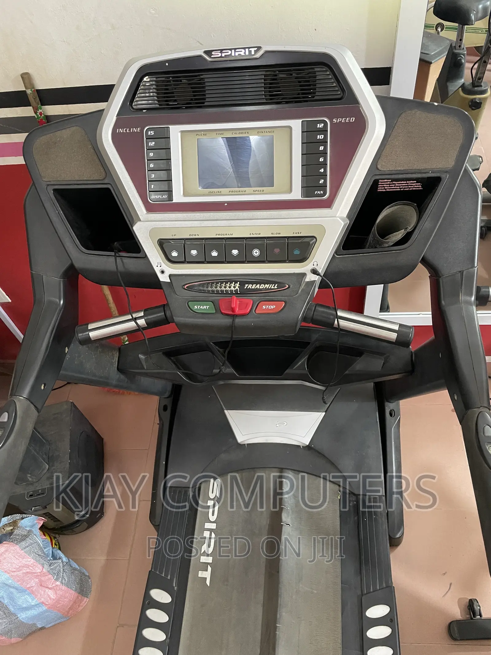 Spirit 7600 Industrial Treadmill