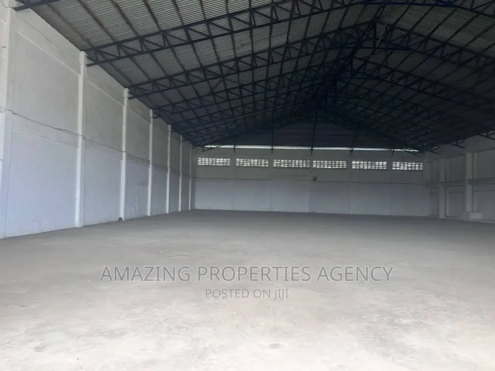 1500sqm Warehouse for Rent at Spintex
