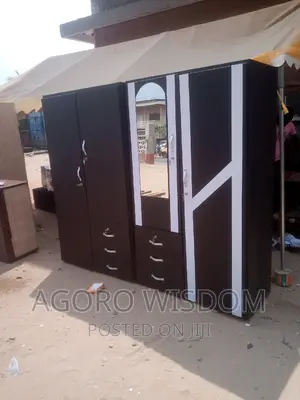 It's Double Door Wardrobe