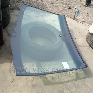 Toyota Venza 2010 Glass Top Front Windscreen