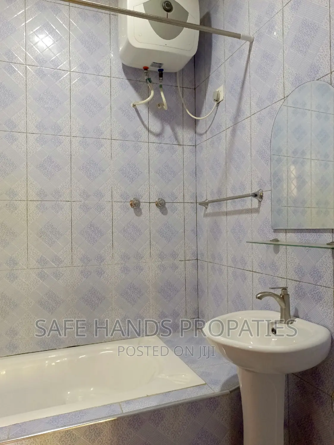 2bdrm Apartment in Trasaco, East Legon for rent