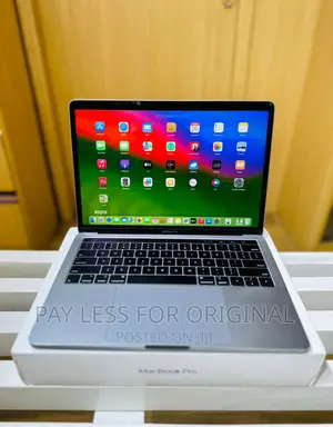 Laptop Apple MacBook Pro 2018 16GB Intel Core I7 SSD 512GB