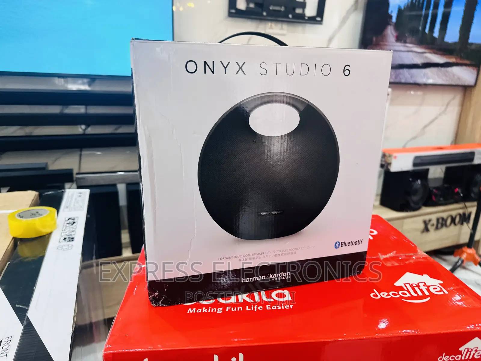 Neatly Sealed Bluetooth Speaker Onyx 6 Black 