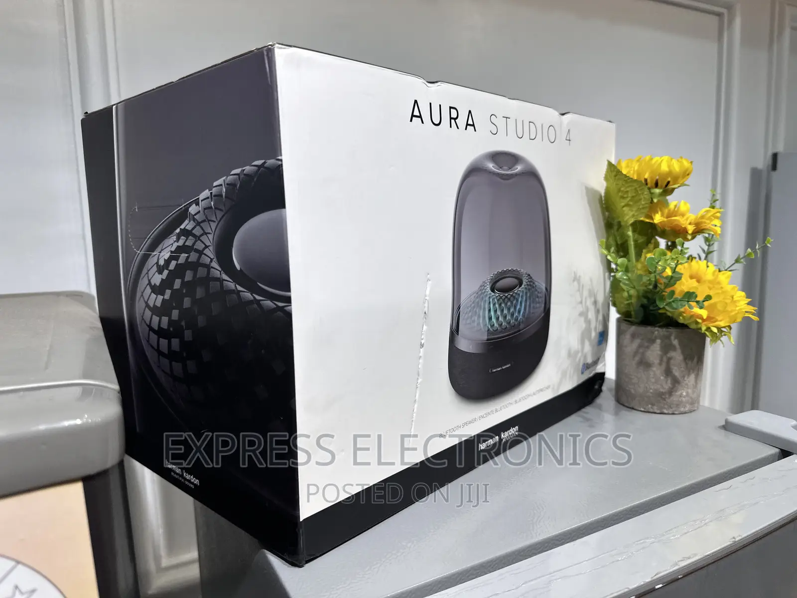 AURA STUDIO 4 — Bluetooth Speaker