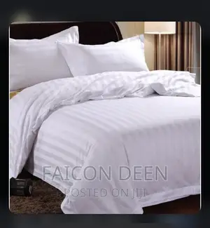 Superb White Cotton Stripped Bedsheets for Hotels