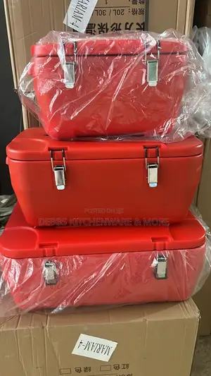 Highly Insulated Food Warmers. 48 Hours