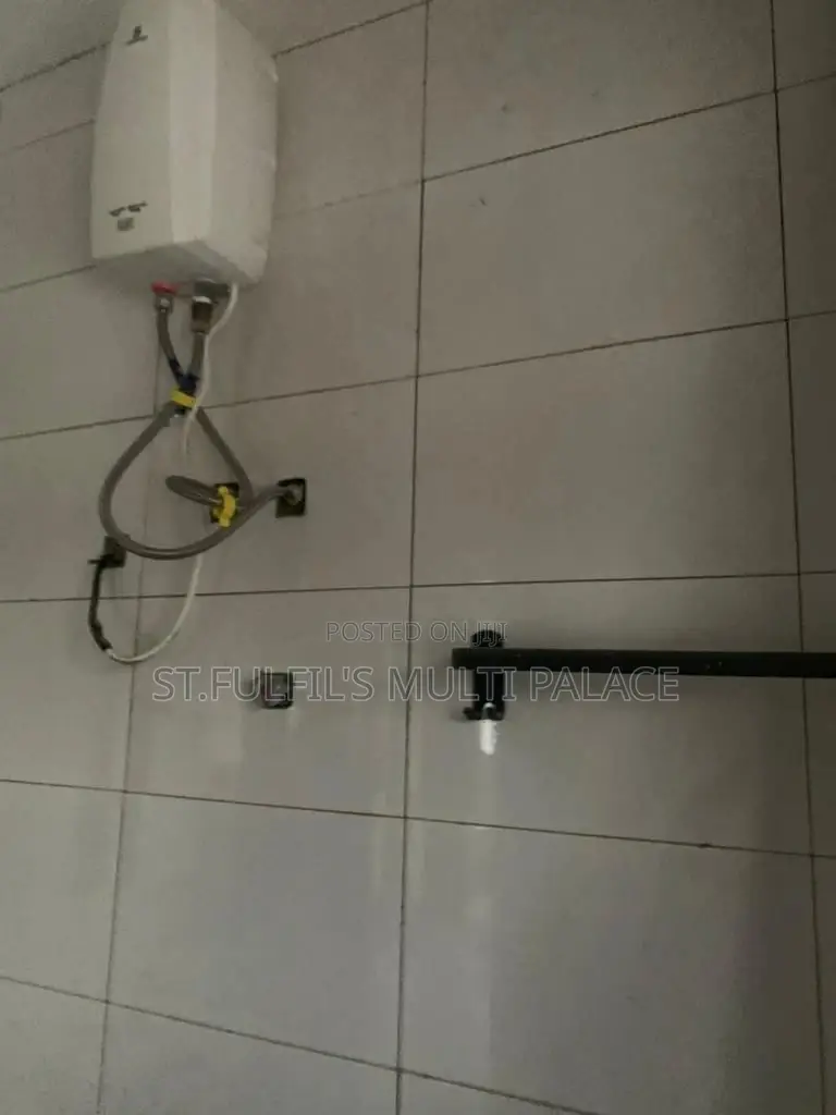 3bdrm House in Adenta New Legon for sale