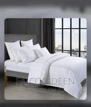 White Stripped Hotel Bedsheet With Pillow Cases