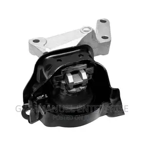 Nissan Versa 2010-14 Complete Engine Mount. Original.
