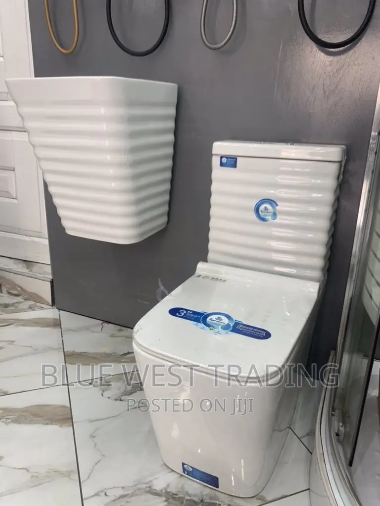 Master Bedroom Water Closet