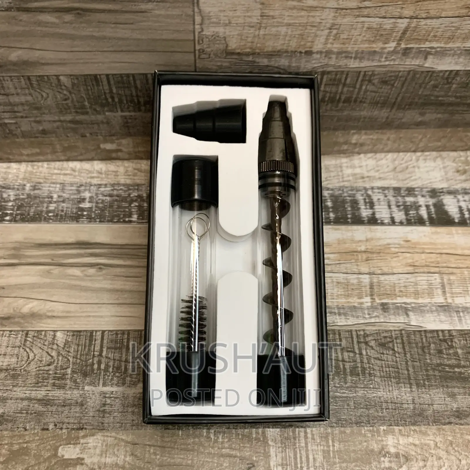Twist Glass Pipe With Cleaning Kit